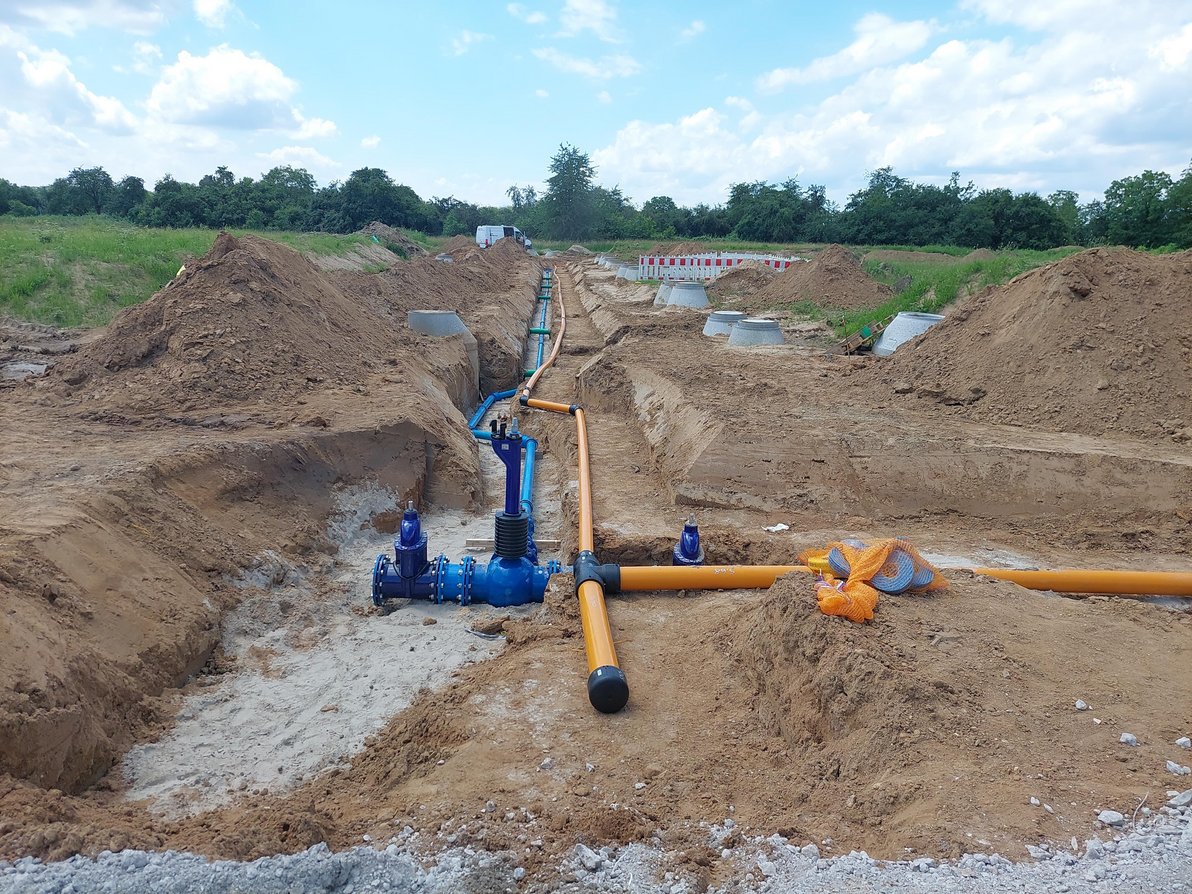 Trinkwasser- und Gasversorungsarbeiten im Bereich Falkenäcker