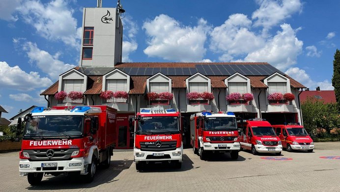 PV-Anlage auf dem Dach des Feuerwehrhauses